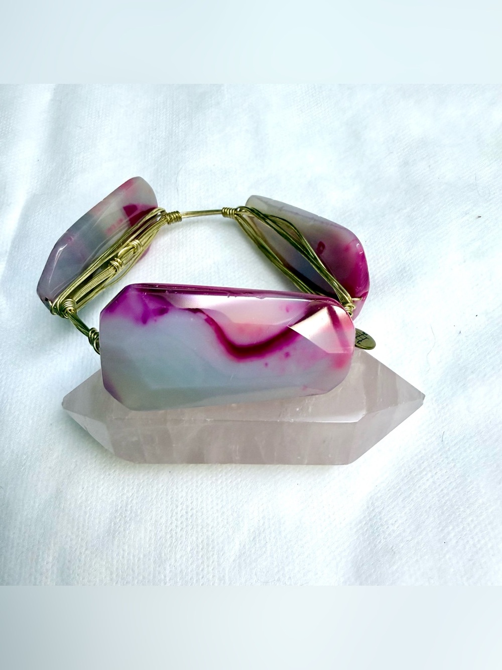 Bourbon and Bowties pink agate wrapped gold wire bracelet - Picture 3 of 6